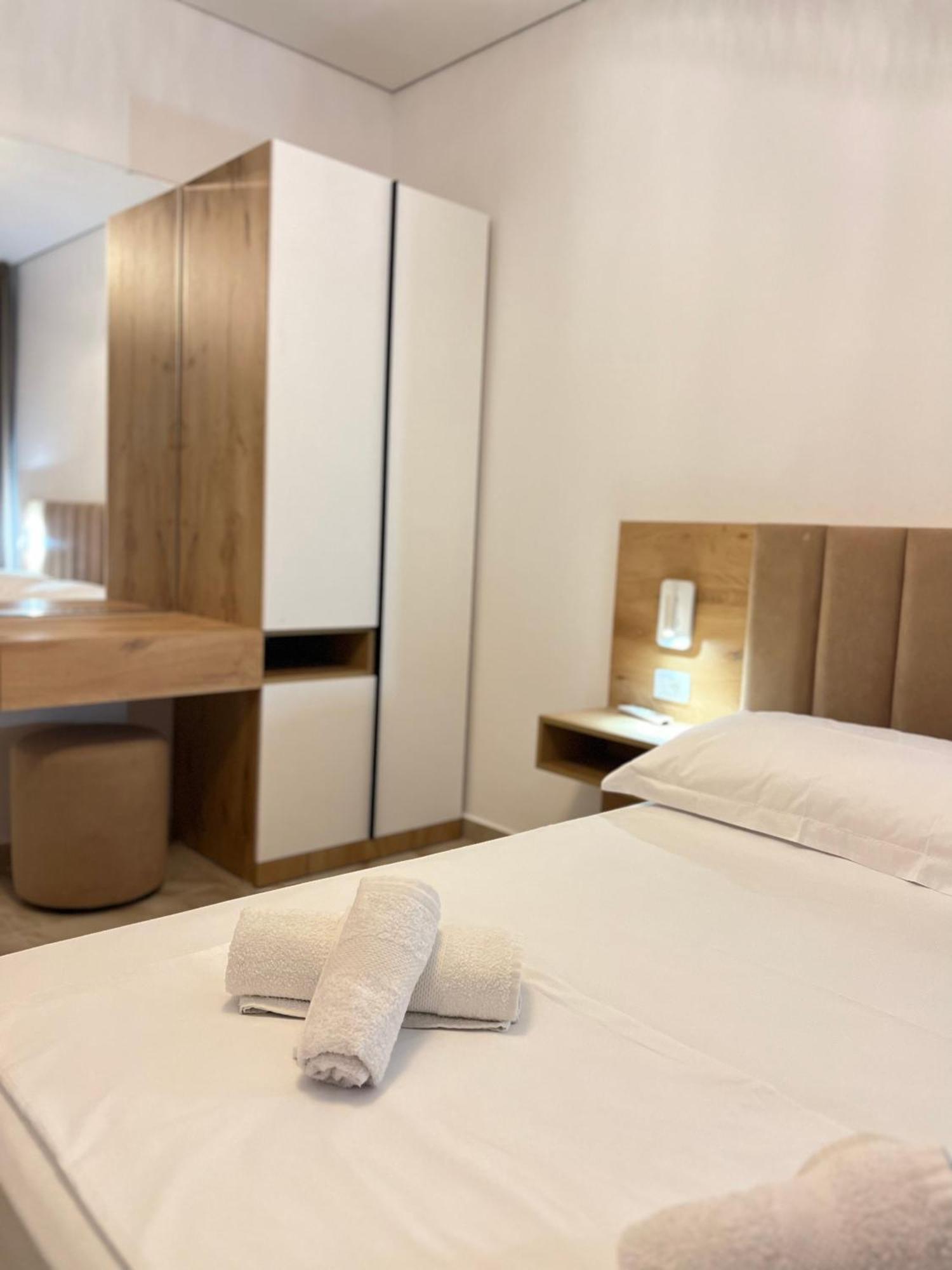 Pine Apartments At San Pietro Resort Durrës Exteriér fotografie